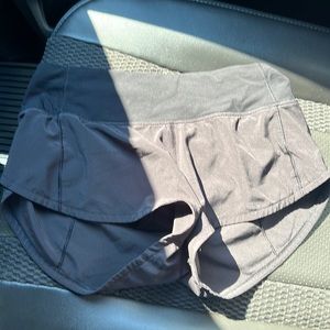 Lululemon black size 0 speed ups